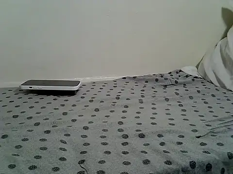 Midnight_brat webcam