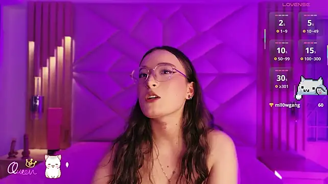 Ivory_Dlacour webcam