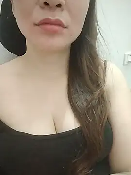 Snail_niE live cam on StripChat