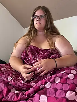 CurvyPaar2 webcam
