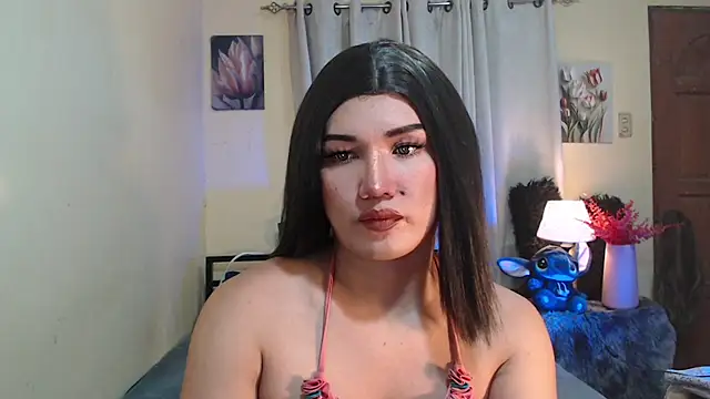 beatrice_21 live cam on StripChat
