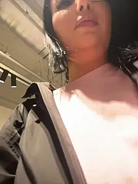 Tisha_Busty webcam