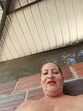 Sexy-Woman-Mature webcam
