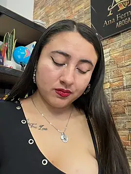 _Sarah-Office1 webcam