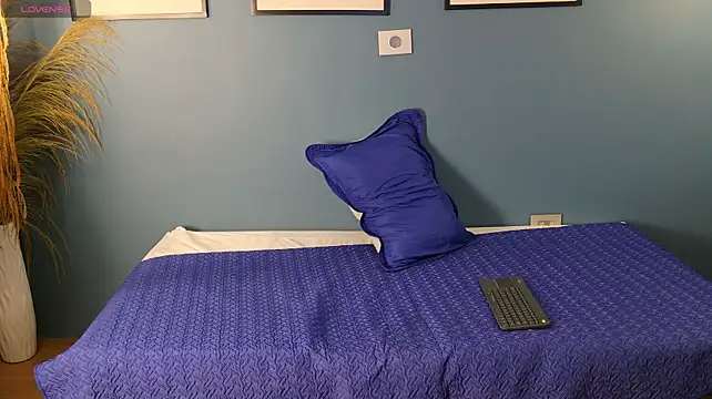 nikkydoll webcam