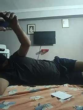 haramilonda007 webcam