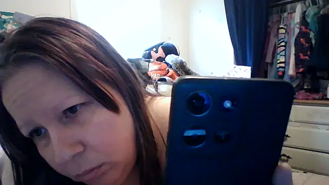 starlight1983 live cam on StripChat