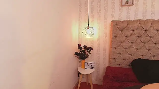 Allia_Moon webcam