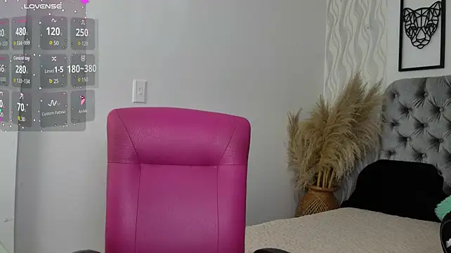 katt_eyes__ webcam