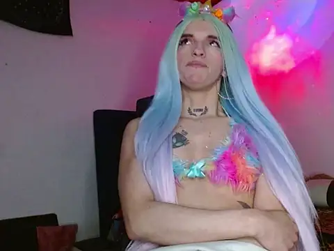 Scarlett_crastrawberry webcam