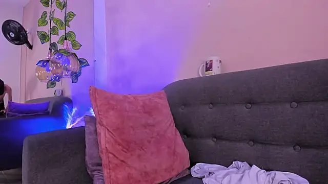 Nascary_Fox webcam
