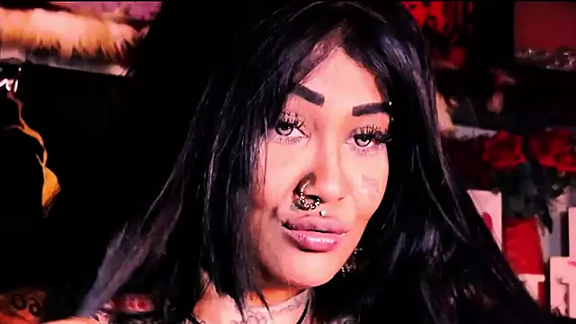 indian_dreamgirl webcam