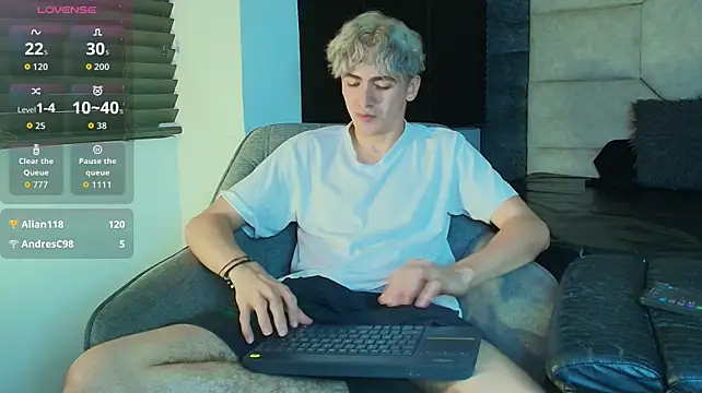 Tyler_Mcrey webcam