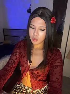 plaxxxtique (T young) - VIBE MY TOY, MAKE ME CUM! *full*