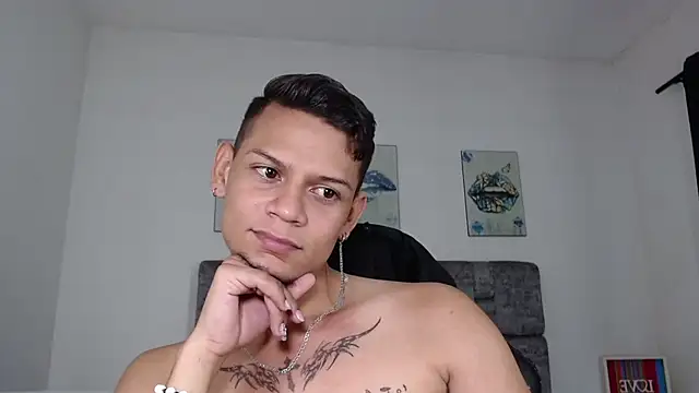 axcel_boy_ webcam