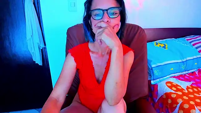 BrianaGarner webcam
