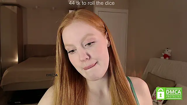 lulu_moonmoon webcam