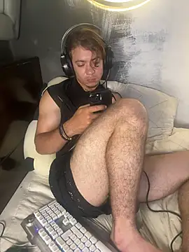 AngelLatinBoy webcam
