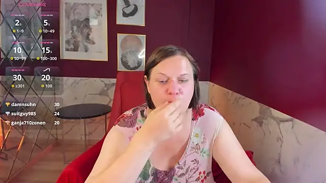 KellyPerfection webcam