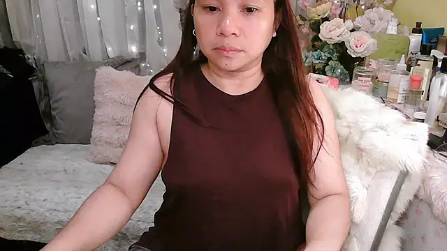 OhmyPinay webcam
