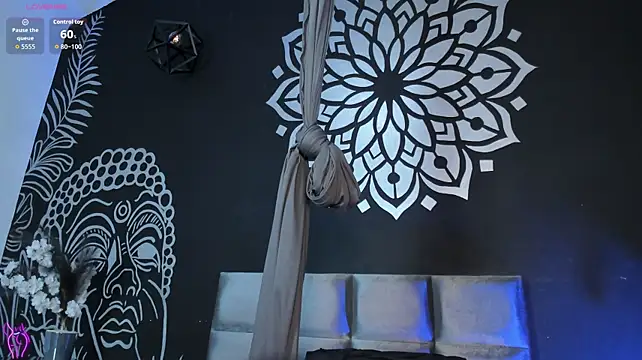 charlottewhitte webcam