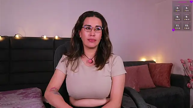 kathieandpovcock1 webcam