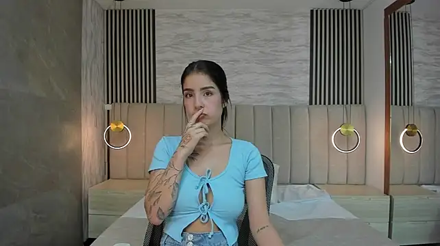 giapearl25 webcam
