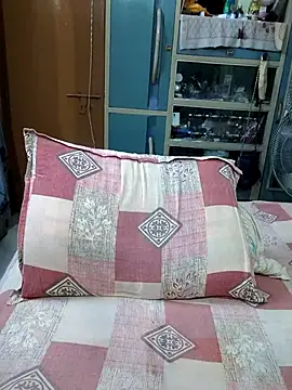 Funnydarling421 live cam on StripChat