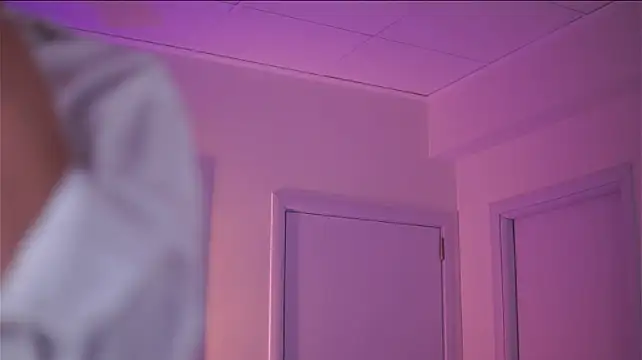 AdaSoll live cam on StripChat