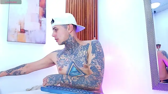 Liam_Ink webcam