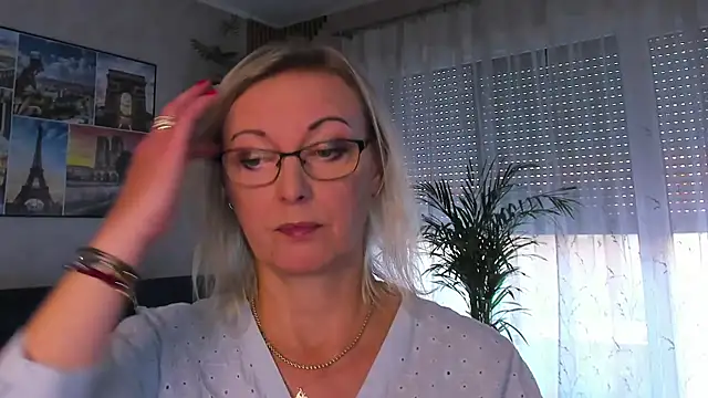 vanessa_chat live cam on StripChat