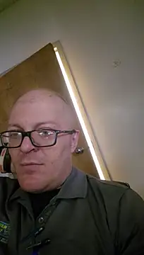 chronic_vibez live cam on StripChat