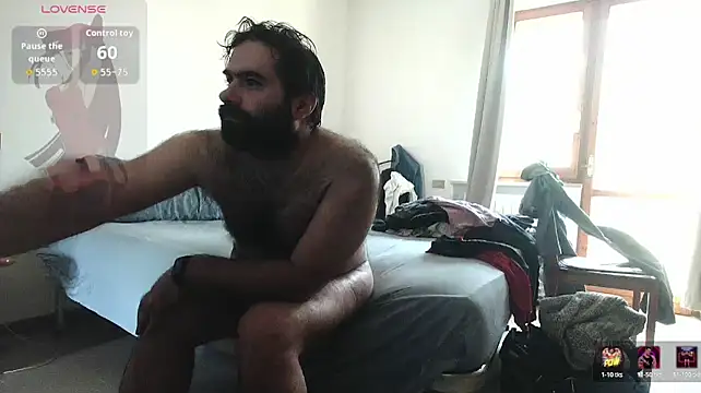 Attila985 webcam
