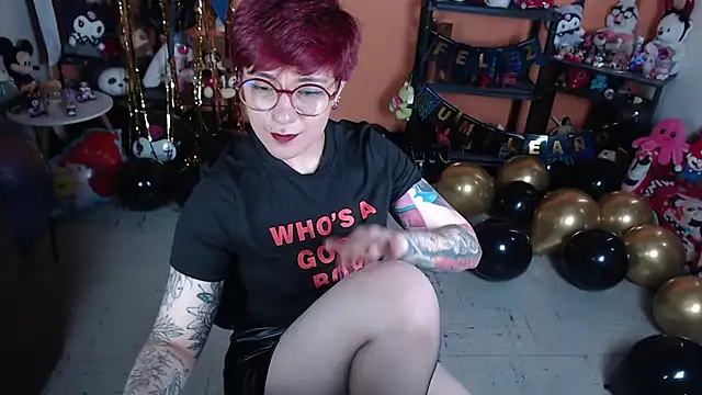 MissMiia2 webcam