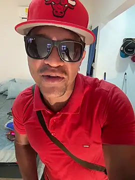 bigdick211292 webcam