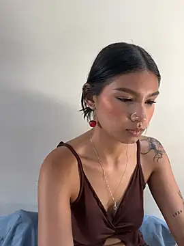 Mimi_Nyx webcam