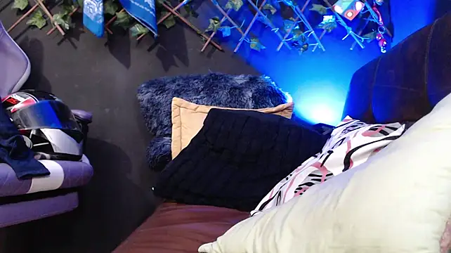 Dicaprioo_ webcam