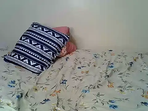 PrettyBeauty_ webcam