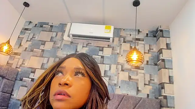 angel_dthroatt live cam on StripChat