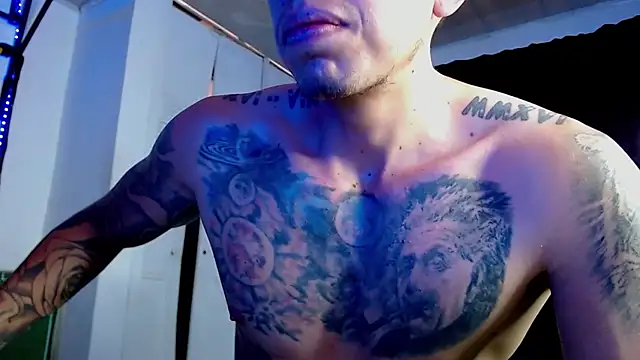 Adam_Hudsond webcam