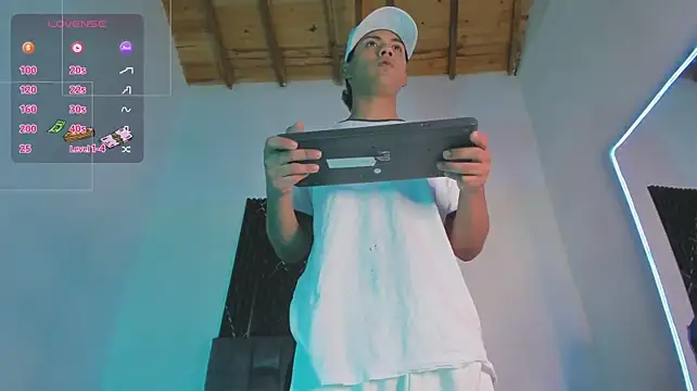 Liamsubtle01 webcam