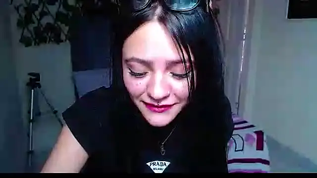 Violettasquirt webcam