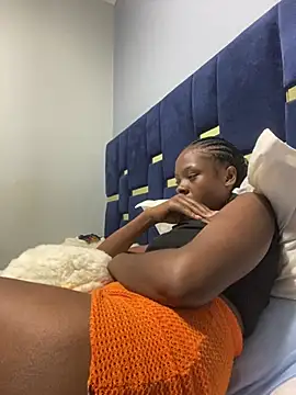 sis27 (F young) - Rub dildo on pu$$y 💦
