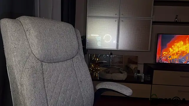 ariashaa webcam