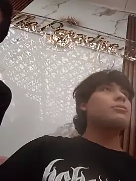 CataliinaSanttana live cam on StripChat