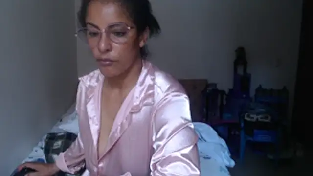 kateleyagrey webcam