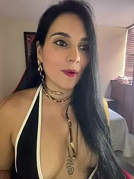 Miaswwe live cam on StripChat