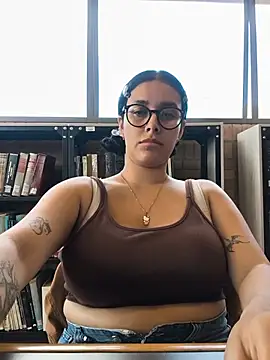 Annya-sweet webcam