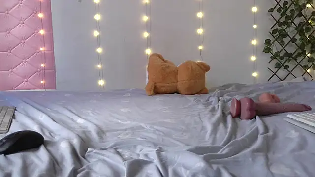 calioppe01 live cam on StripChat