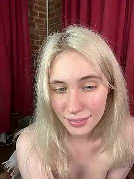Webcam en directo de la tetona LovelyMiu